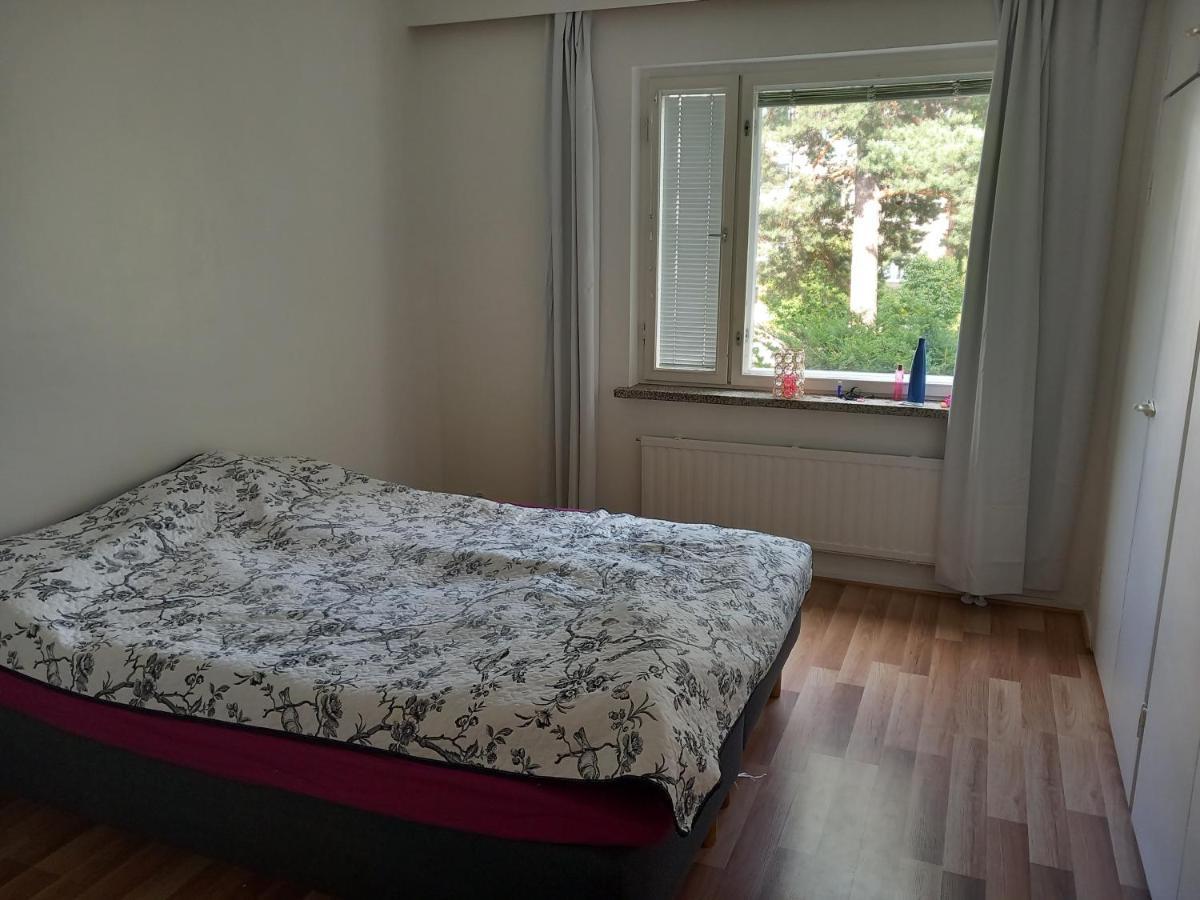 Puotilan Rose Apartment Хелзинки Екстериор снимка