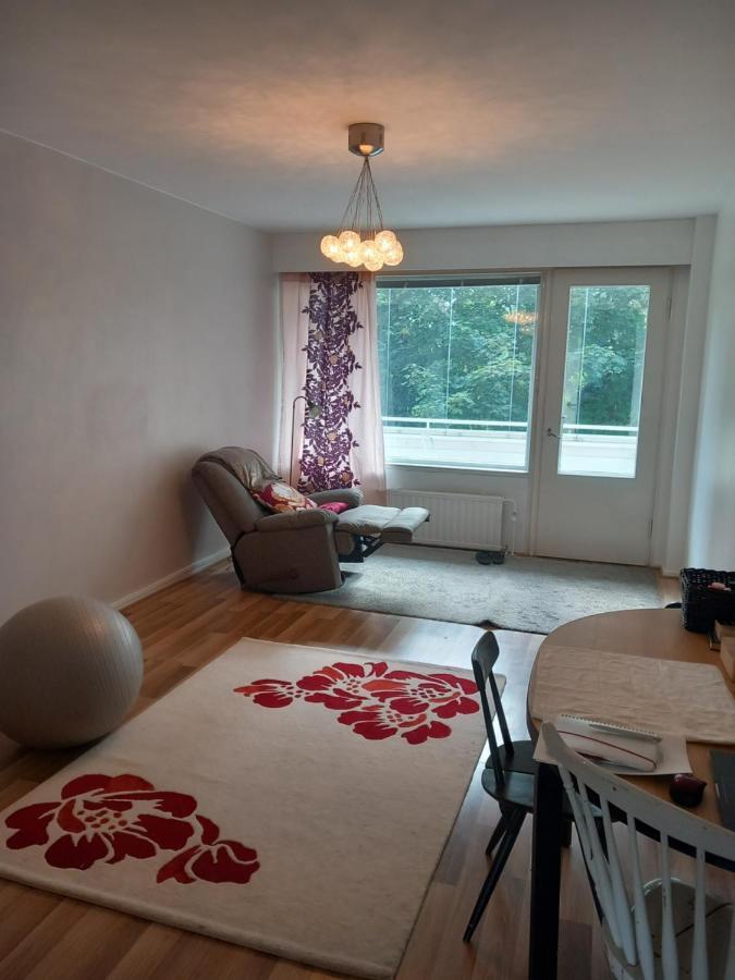 Puotilan Rose Apartment Хелзинки Екстериор снимка